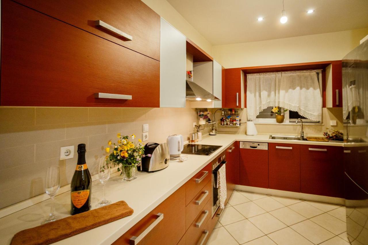 Mirimar Apartments Alikanás Eksteriør bilde